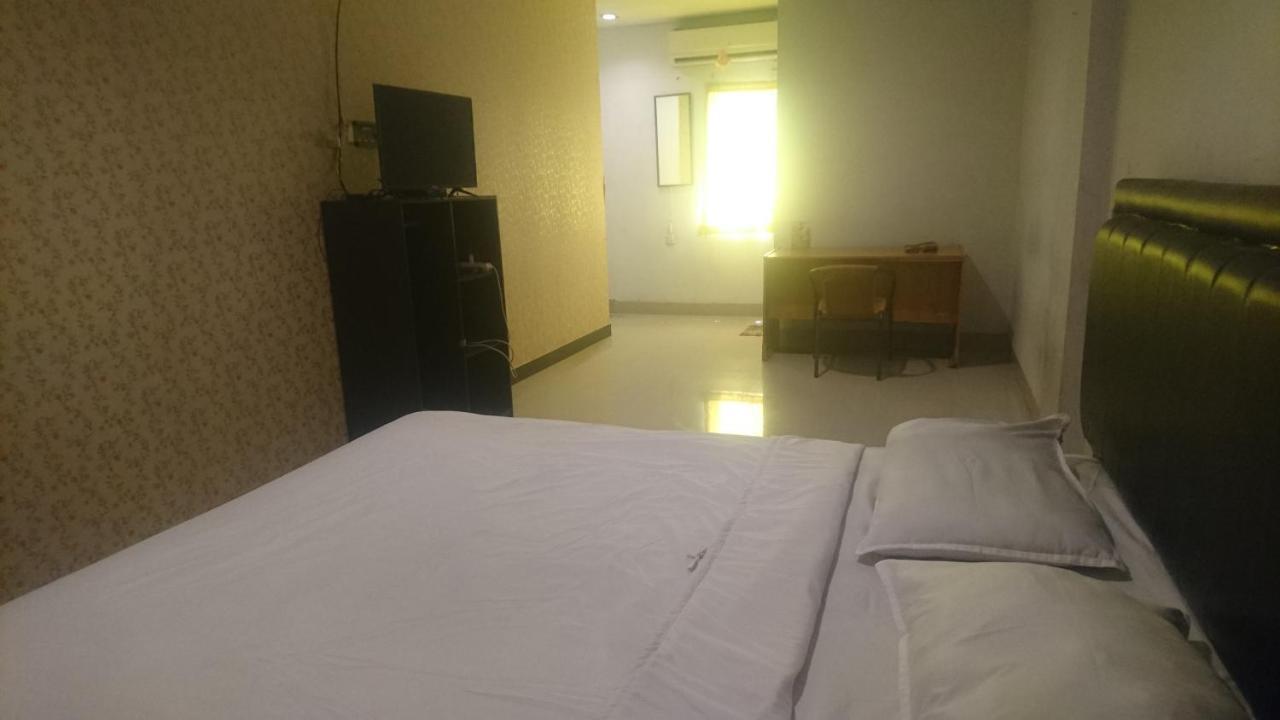 Hotel SZ Nine One Medan Exterior foto